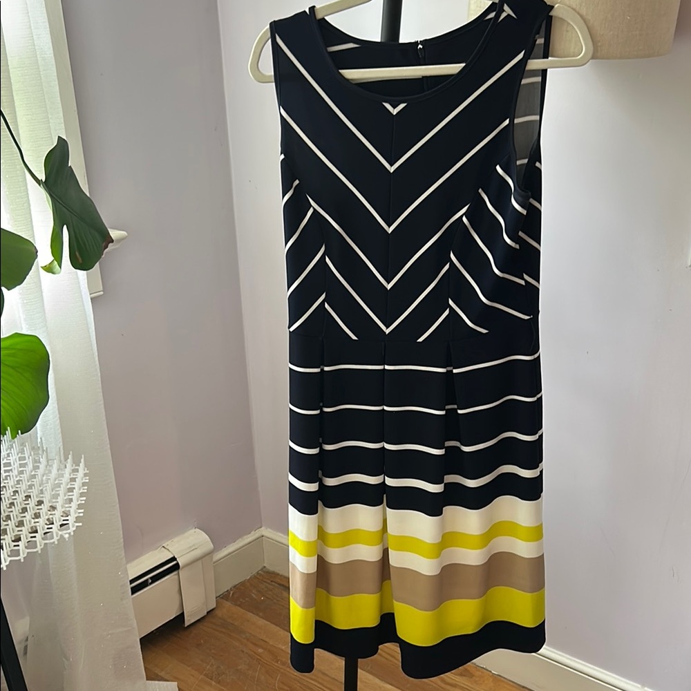 Black and White Sleeveless A-Line Midi Dress